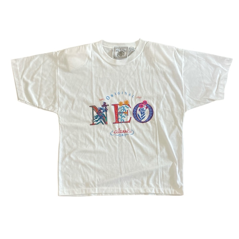 VINTAGE 80s White Graphic T-Shirt with Colorful Design SIZE SMALL